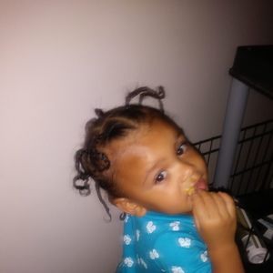 Meet your Posher, Crystal